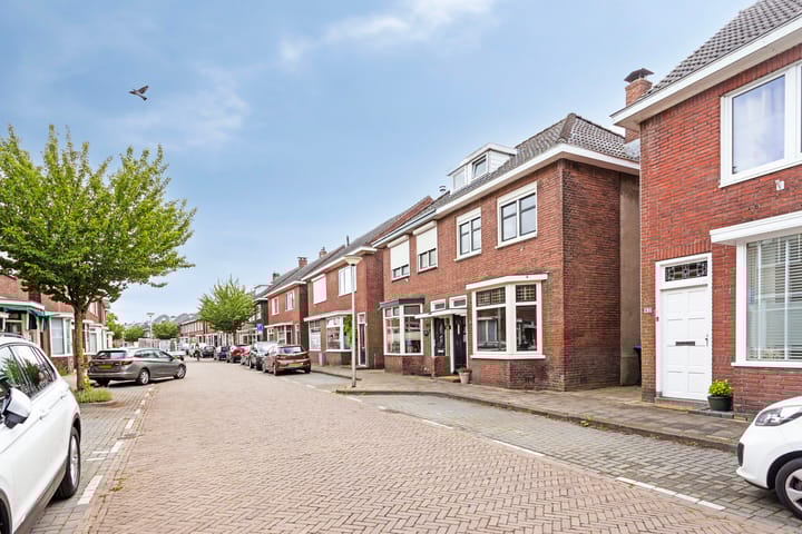 Foto 38 van Van Riebeekstraat 64