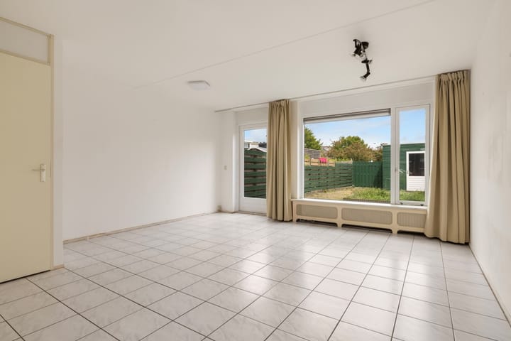 Photo 8 of Tuinstee 12