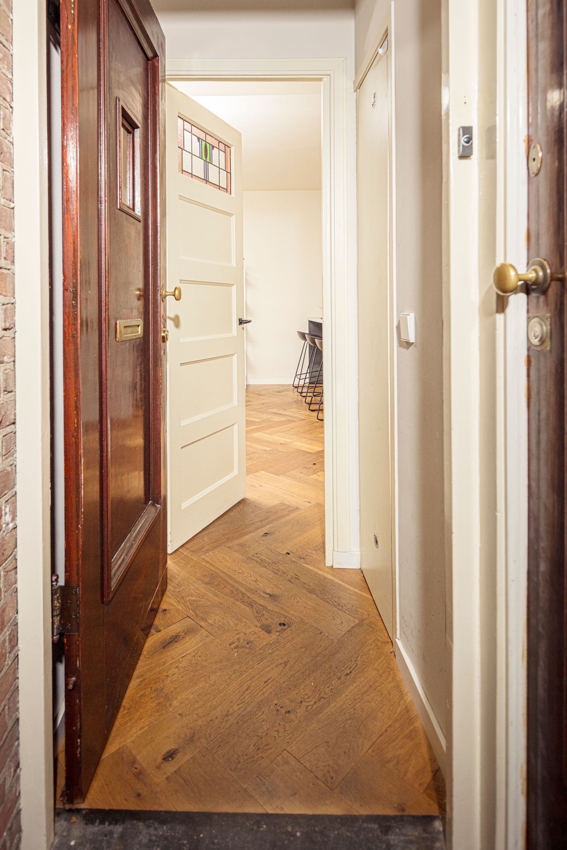 Photo 6 of Van Tuyll van Serooskerkenplein 36-1