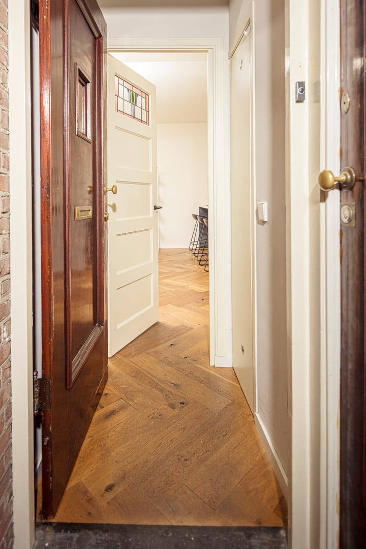 Foto 6 van Van Tuyll van Serooskerkenplein 36-1