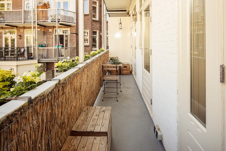 Foto 13 van Van Tuyll van Serooskerkenplein 36-1