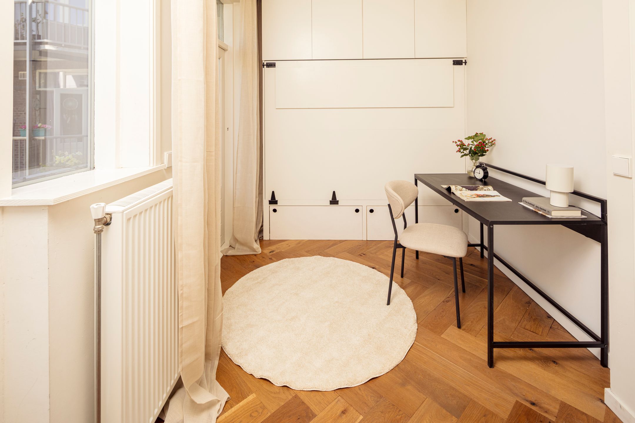 Photo 18 of Van Tuyll van Serooskerkenplein 36-1