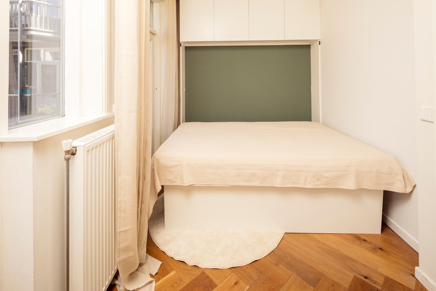 Photo 19 of Van Tuyll van Serooskerkenplein 36-1