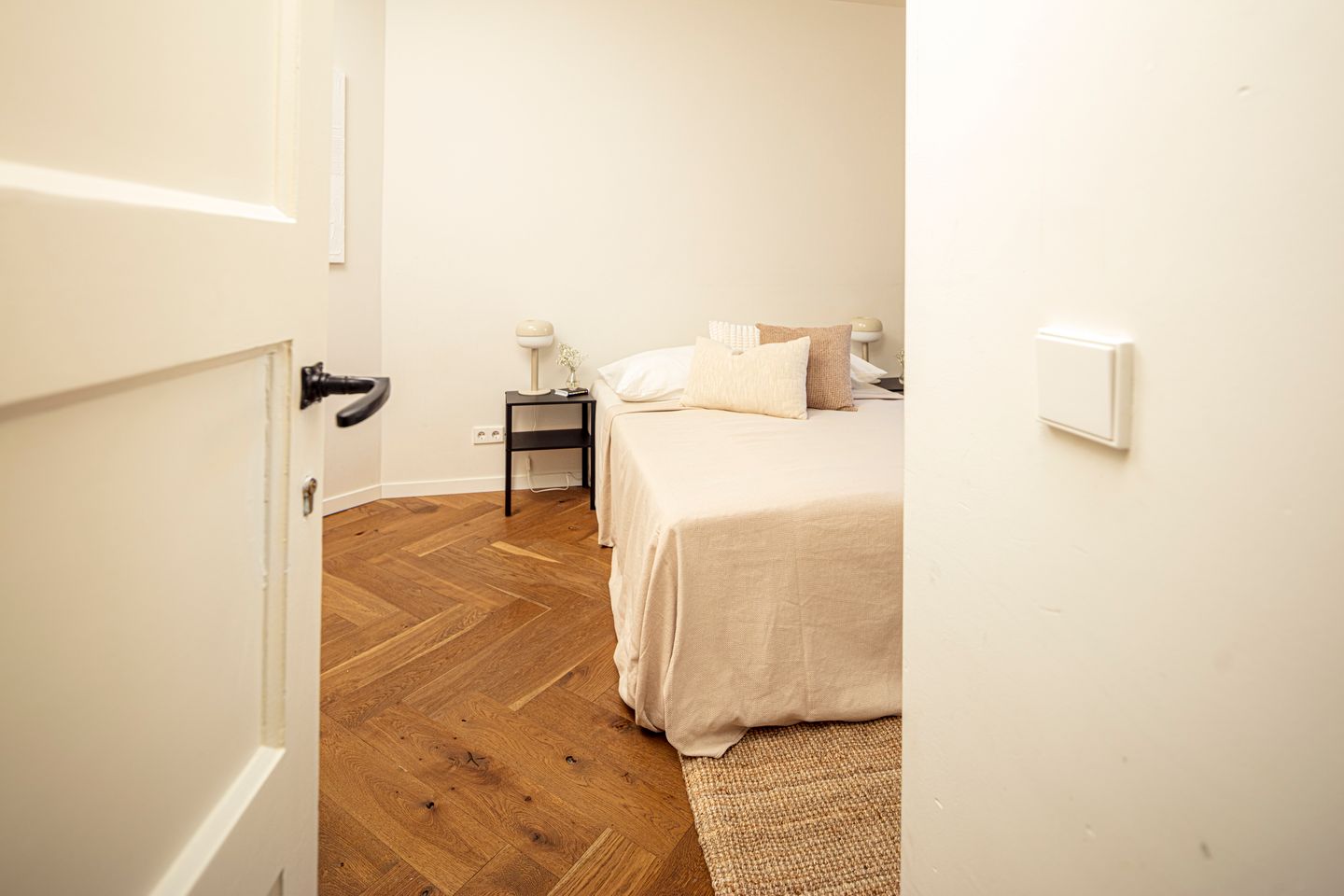 Photo 20 of Van Tuyll van Serooskerkenplein 36-1