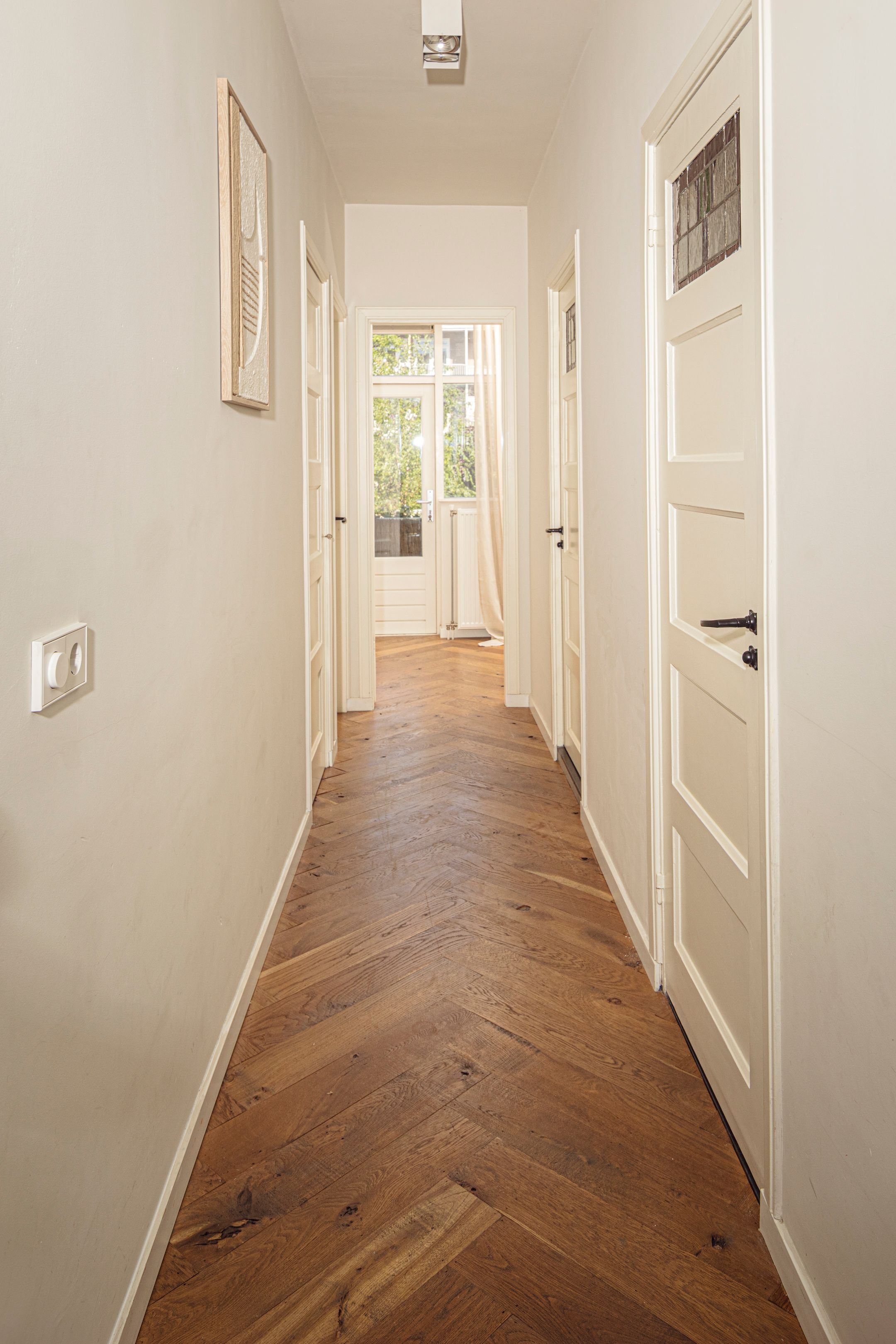 Photo 24 of Van Tuyll van Serooskerkenplein 36-1