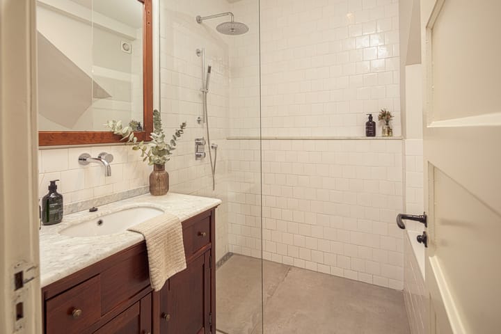 Foto 25 van Van Tuyll van Serooskerkenplein 36-1