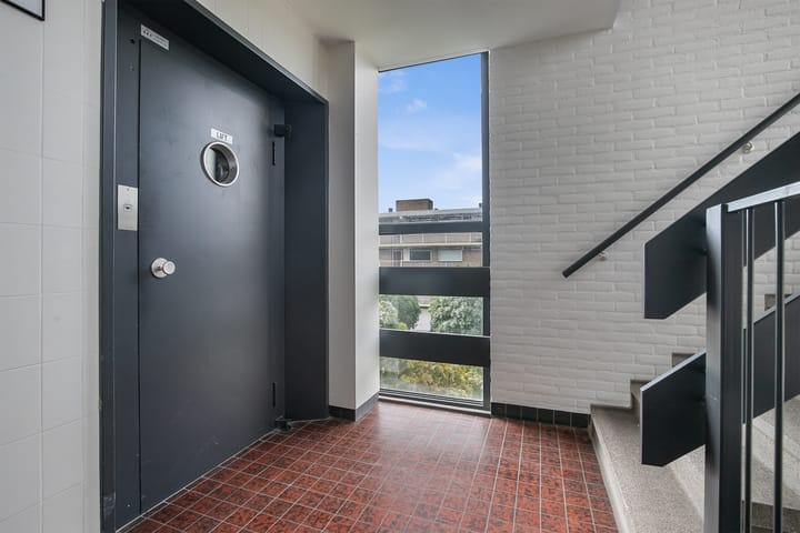 Photo 10 of Malvert 6839