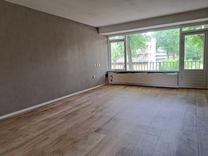 Photo 13 of Malvert 6839