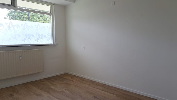 Photo 25 of Malvert 6839