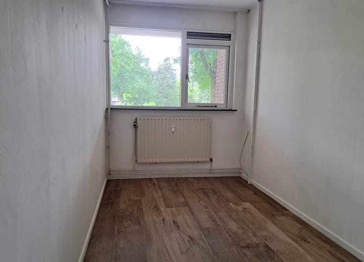 Photo 26 of Malvert 6839