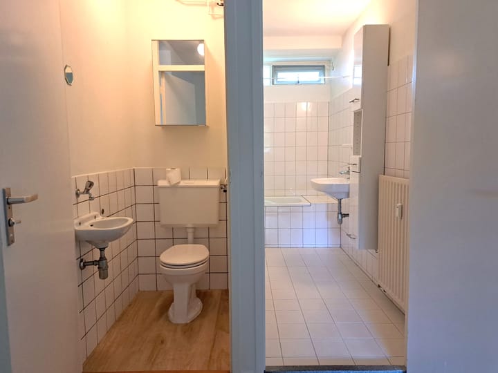 Photo 27 of Malvert 6839