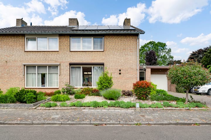 Foto 36 van Graaf Janstraat 3