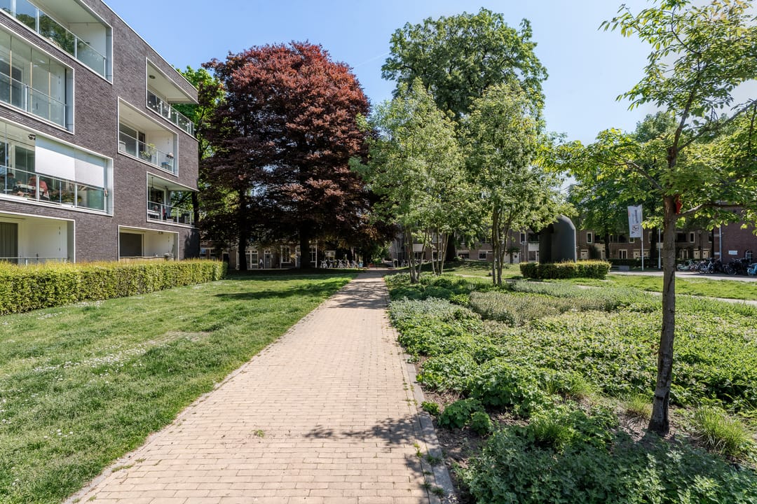 Foto 2 van Stationsstraat 24-04