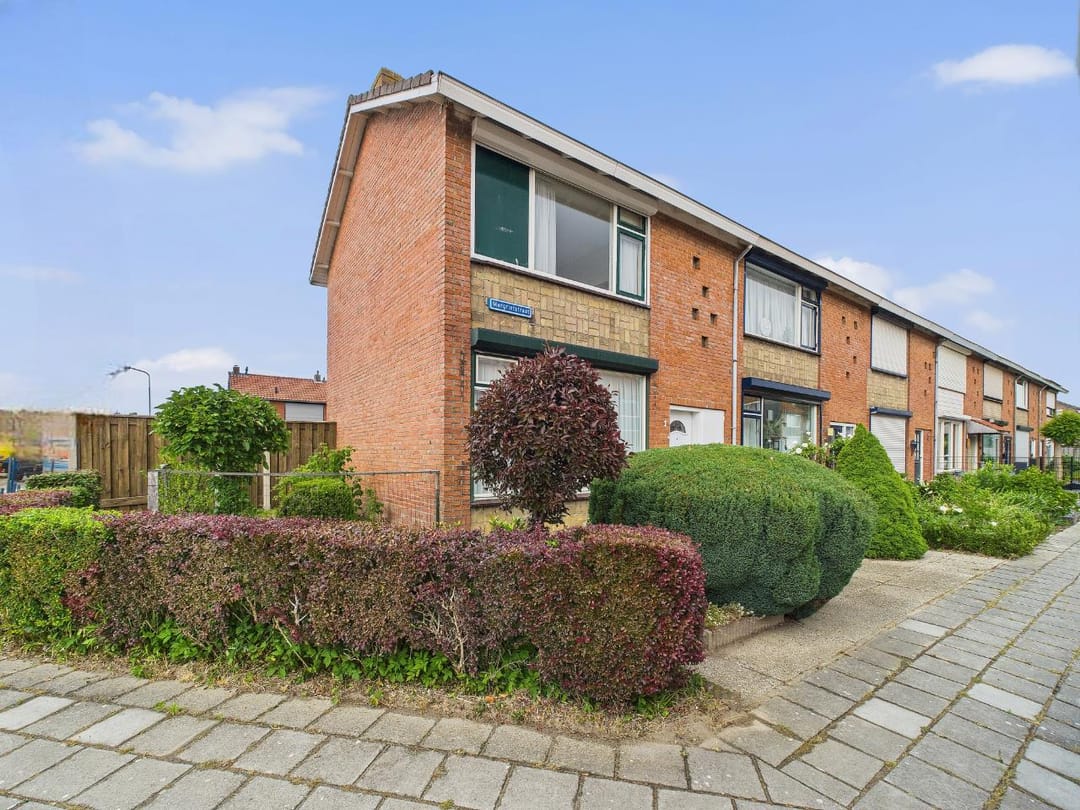 Foto 1 van Margrietstraat 1