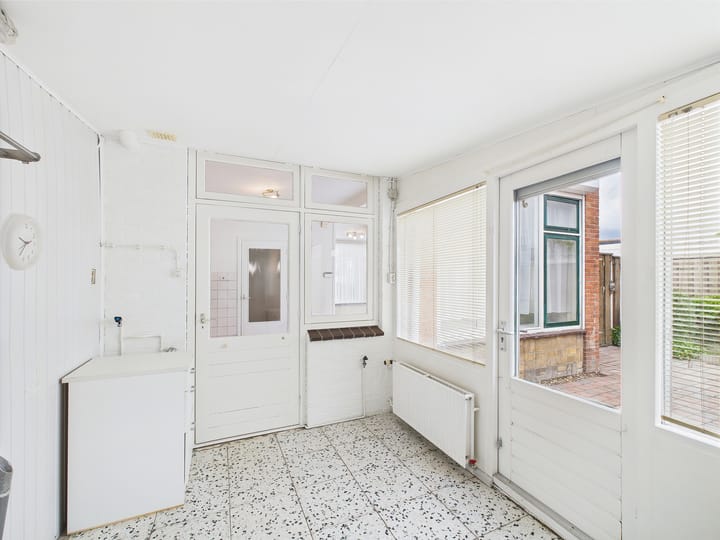 Foto 8 van Margrietstraat 1