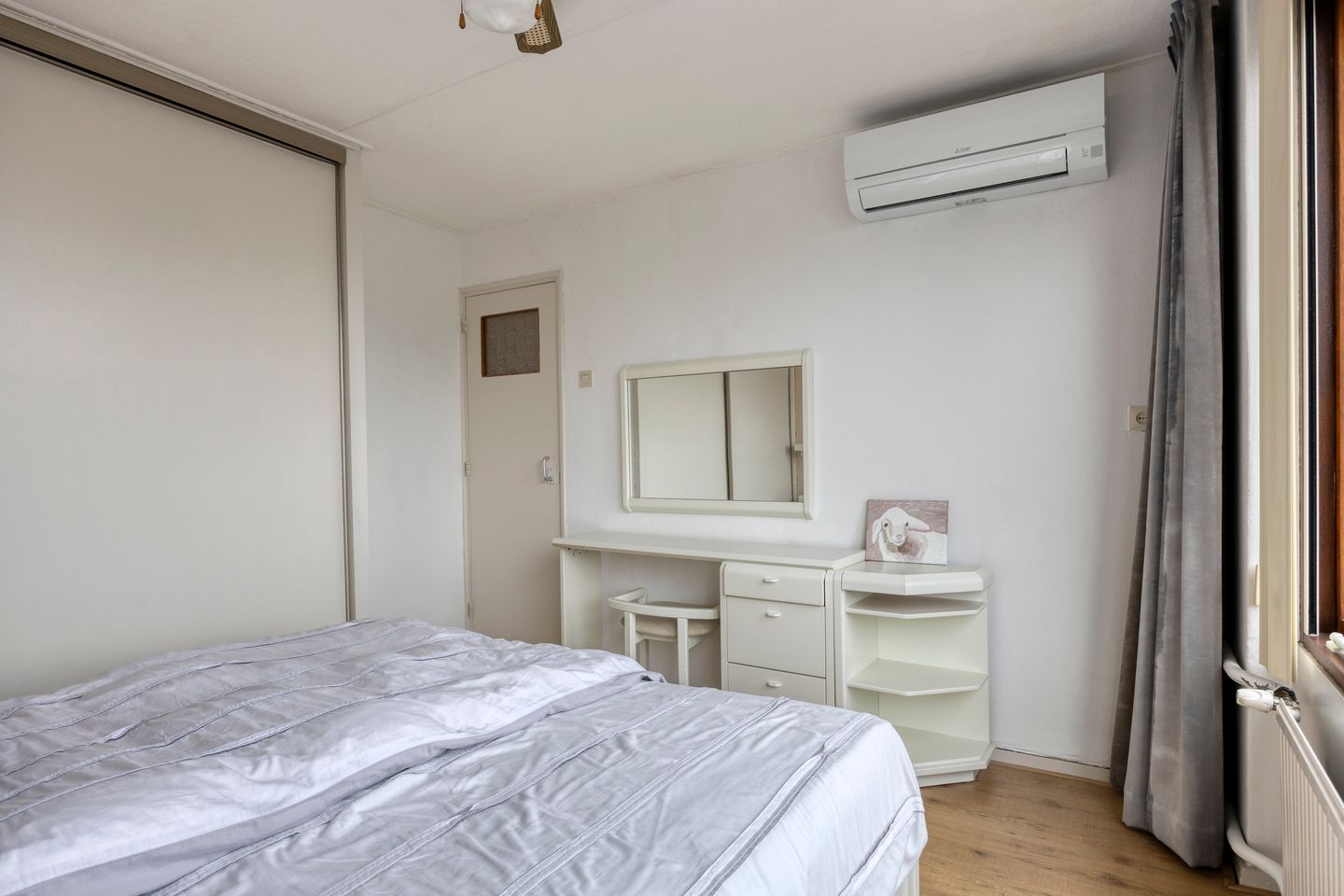 Foto 14 van Warmoeziershof 52