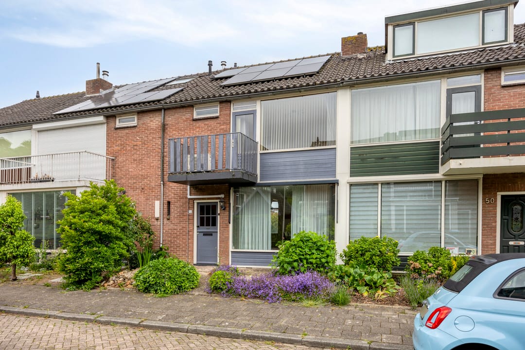 Foto 38 van Warmoeziershof 52