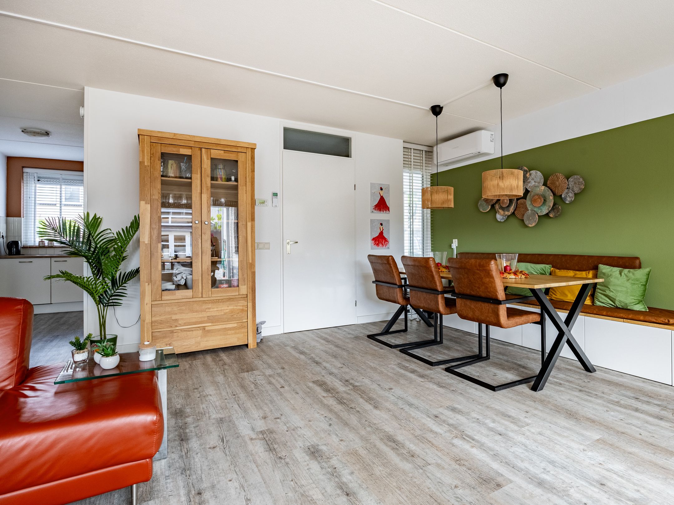 Photo 6 of Revelmanstraat 10