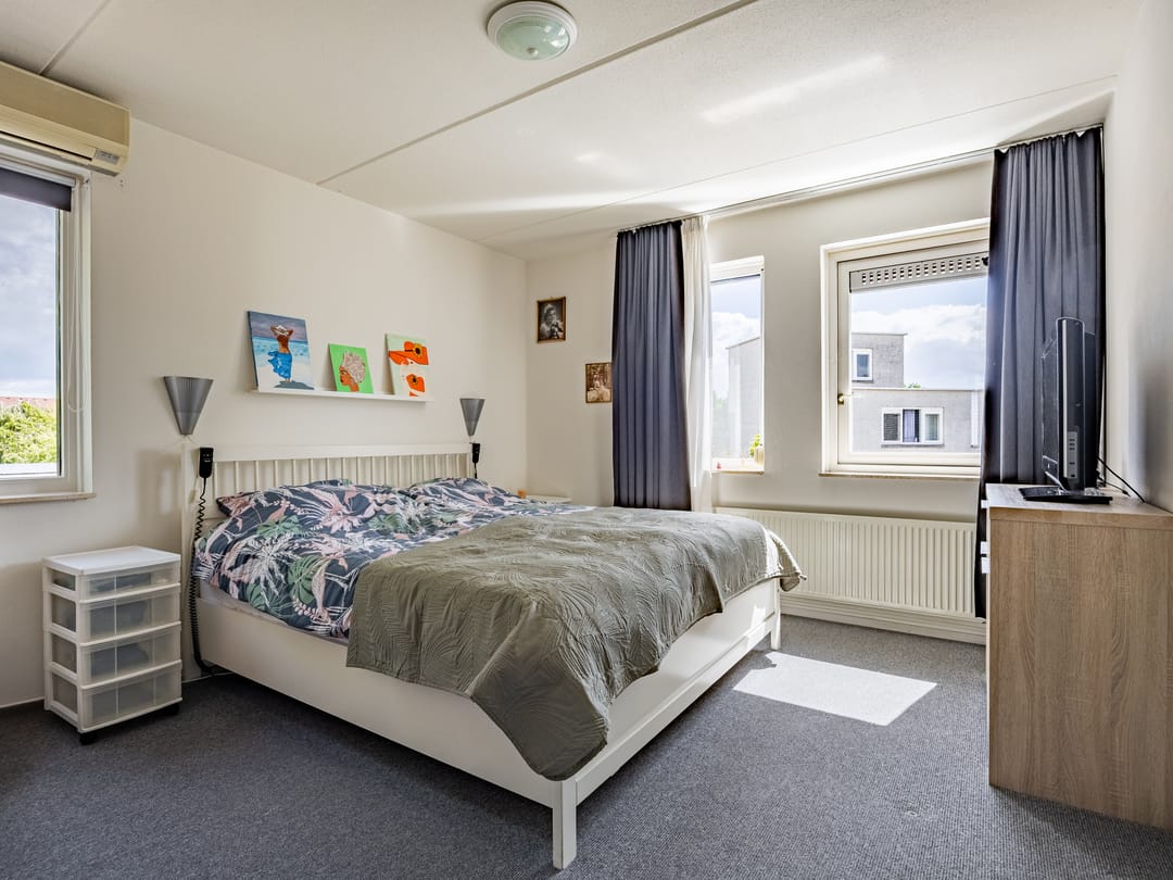 Photo 16 of Revelmanstraat 10