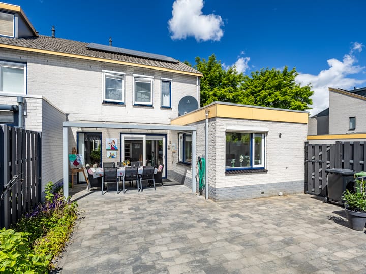 Foto 29 van Revelmanstraat 10