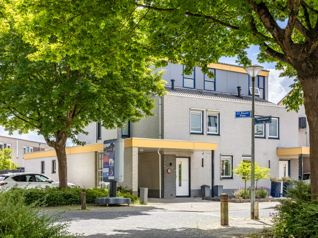 Photo 32 of Revelmanstraat 10