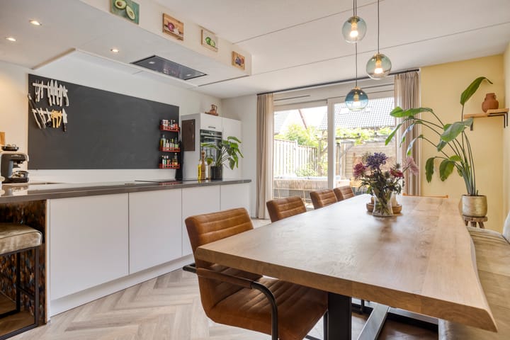 Foto 13 van Frits Koolhovenweg 53