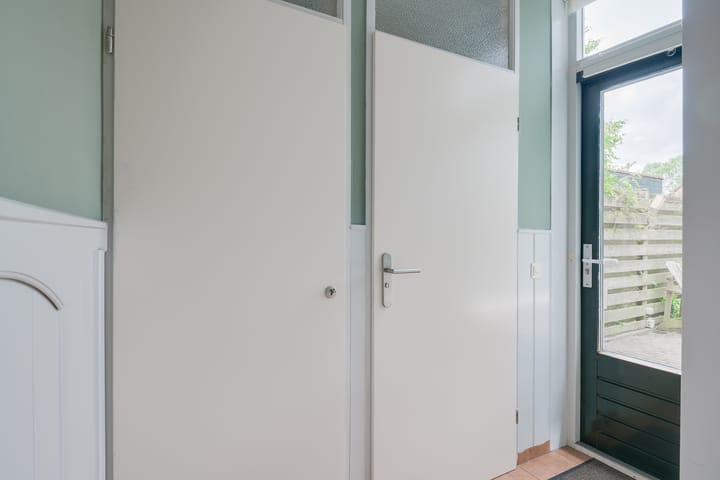 Photo 21 of Schaepmanstraat 48