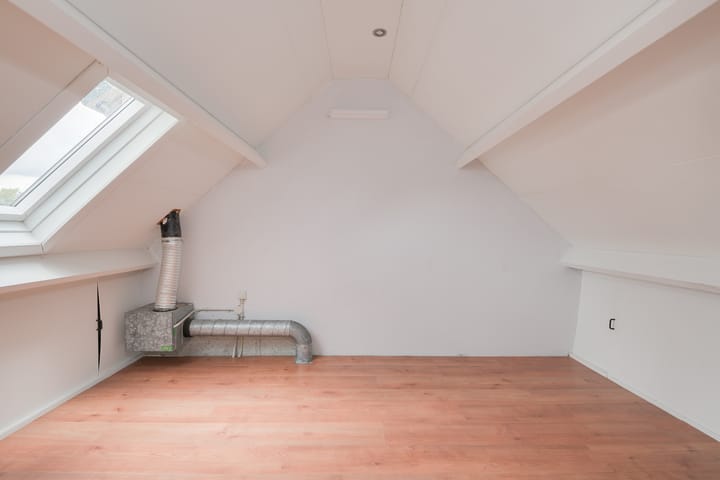 Photo 35 of Schaepmanstraat 48