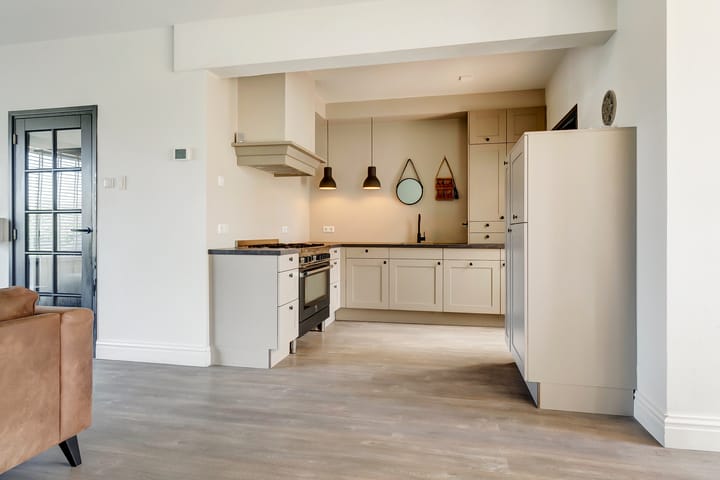 Foto 10 van Platenmakersstraat 59