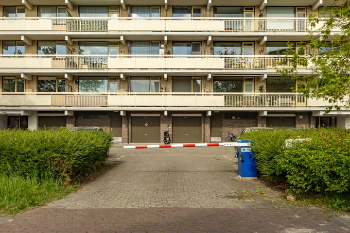 Foto 19 van Planetenlaan 69