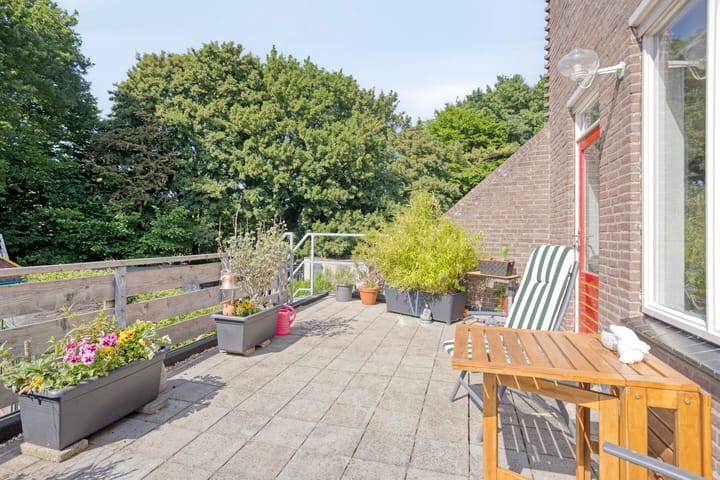 Foto 2 van Rozengaard 11 42