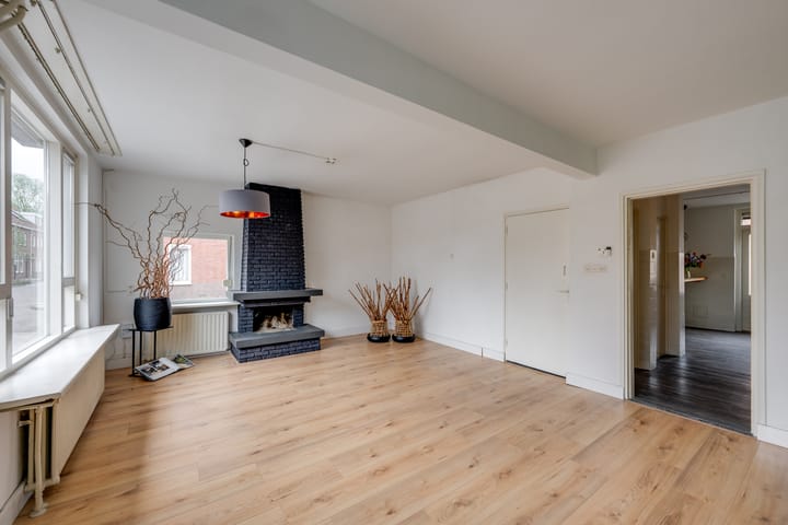 Foto 14 van Jacob Romansstraat 1