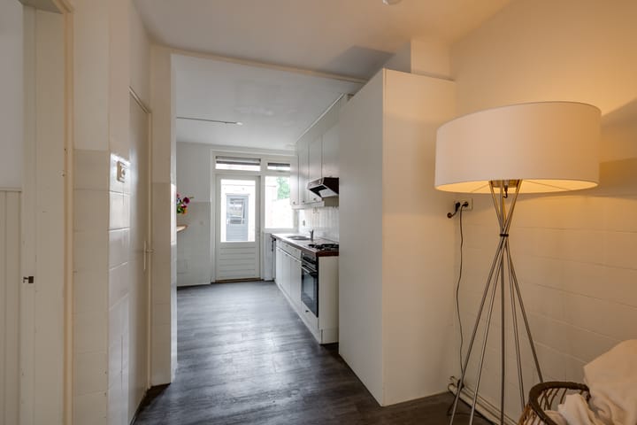 Foto 21 van Jacob Romansstraat 1