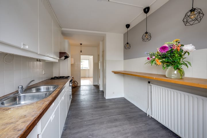 Foto 23 van Jacob Romansstraat 1