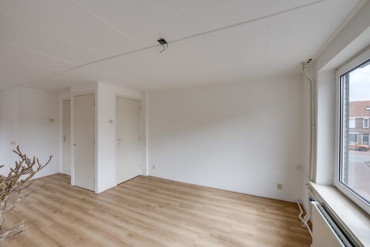 Foto 32 van Jacob Romansstraat 1