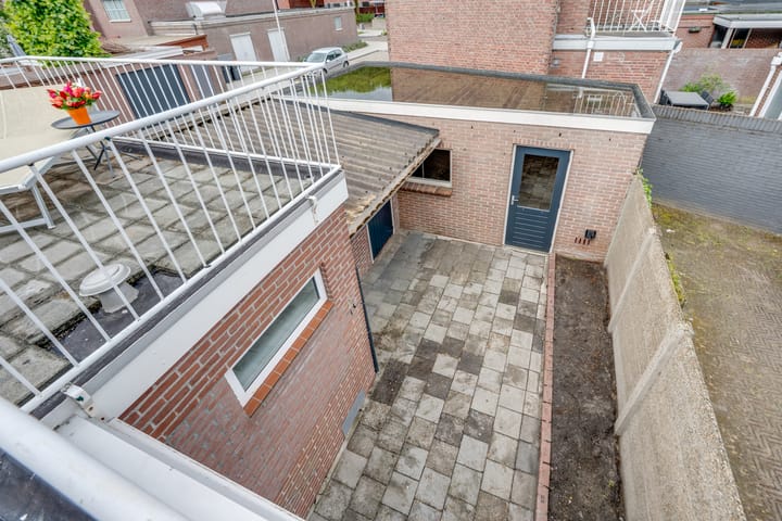 Foto 36 van Jacob Romansstraat 1