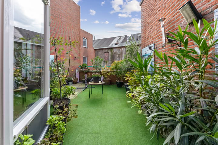 Photo 4 of Dirk Gerhardtstraat 21