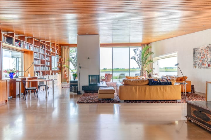 Photo 18 of Gelkenes 47-B