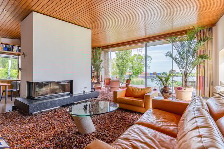 Photo 21 of Gelkenes 47-B