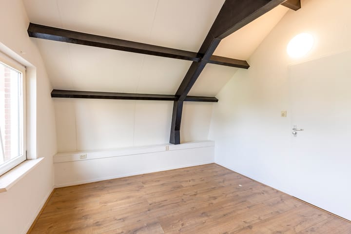 Foto 15 van Oosteinderweg 579