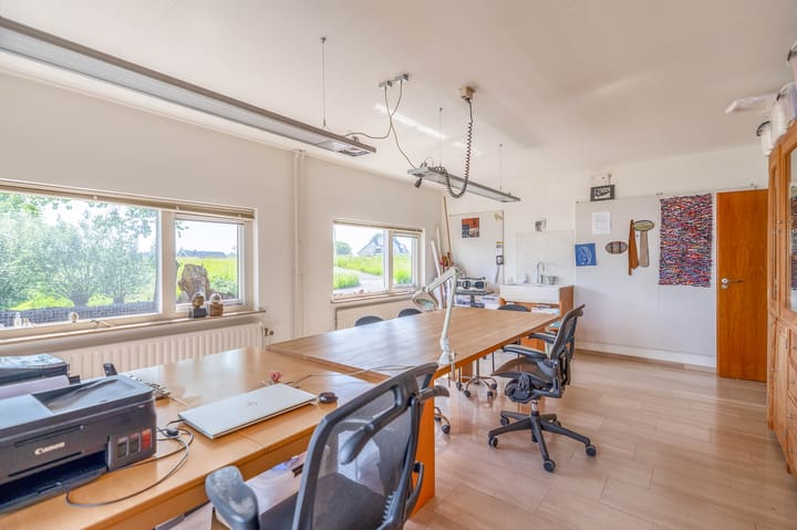 Photo 44 of Gelkenes 47-B