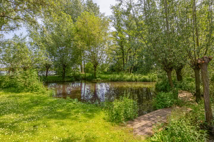 Photo 51 of Gelkenes 47-B