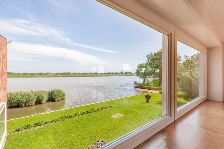 Photo 78 of Gelkenes 47-B