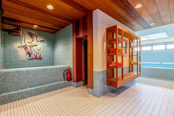 Photo 79 of Gelkenes 47-B