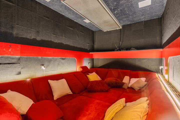 Photo 84 of Gelkenes 47-B