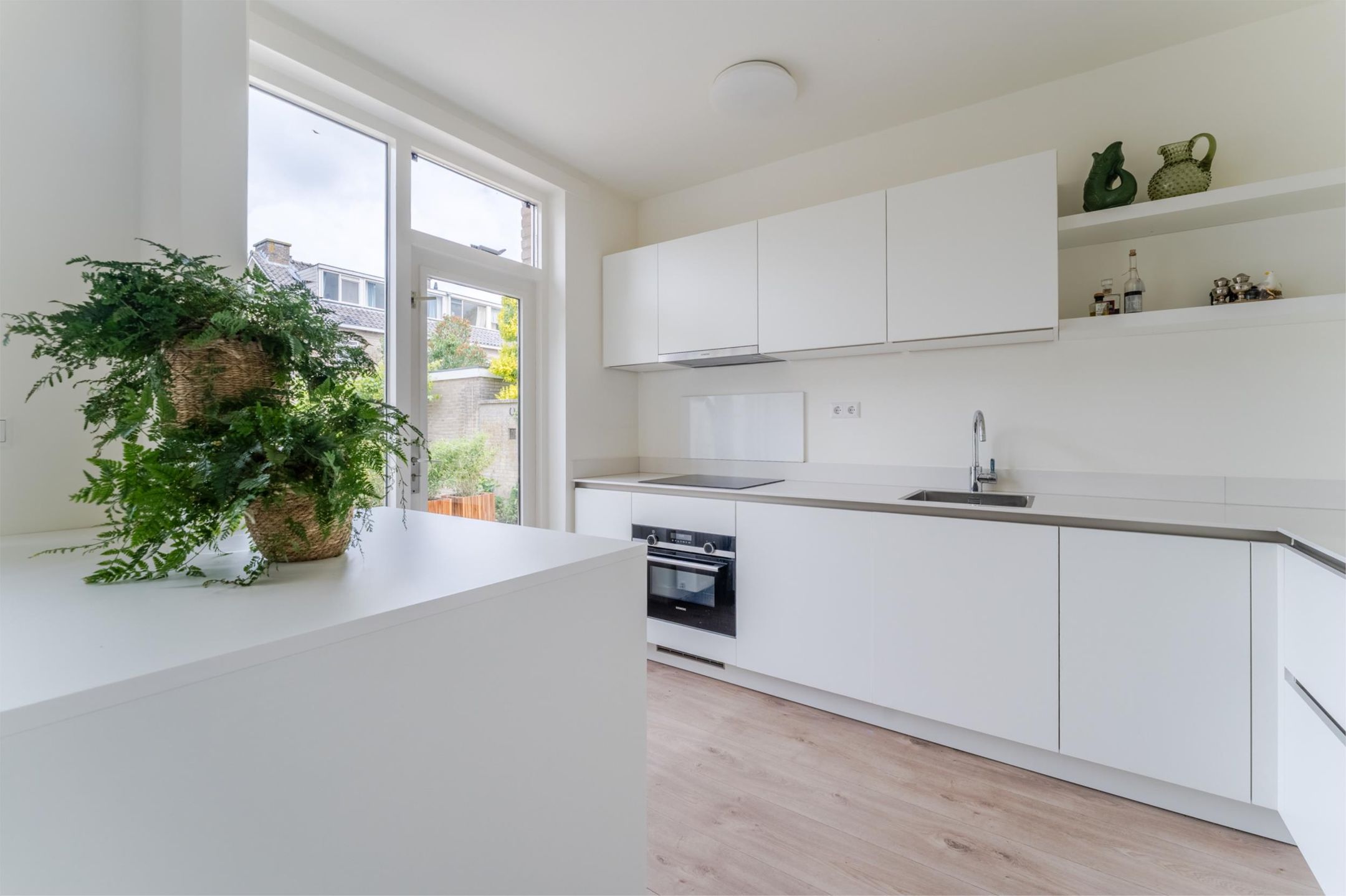 Photo 15 of Robert Kochlaan 12