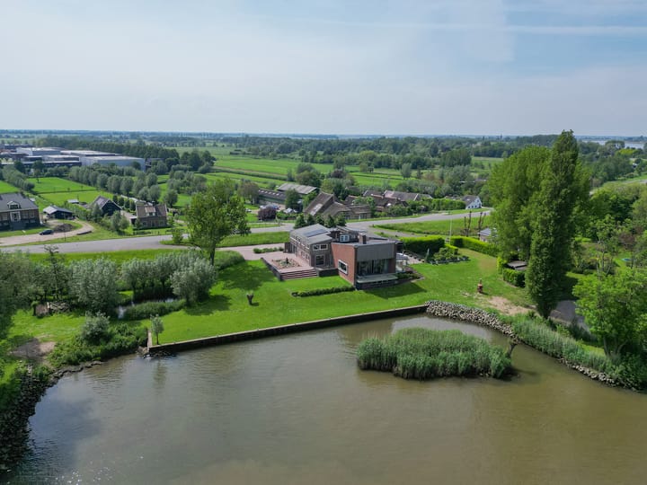 Photo 92 of Gelkenes 47-B