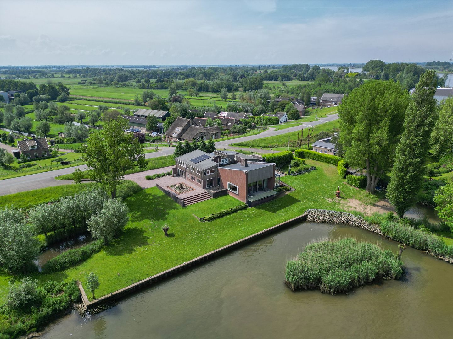 Foto 1 van Gelkenes 47-B