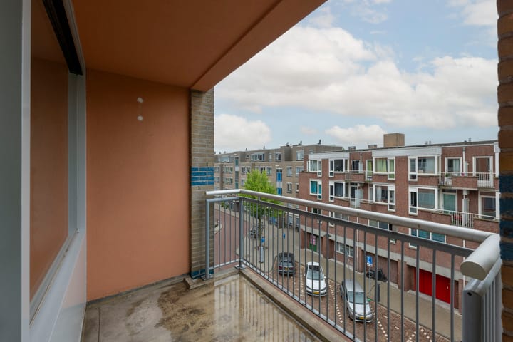 Photo 5 of Von Zesenstraat 321-G