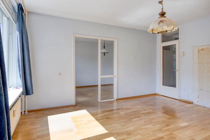 Foto 6 van Burgemeester Caan van Necklaan 124